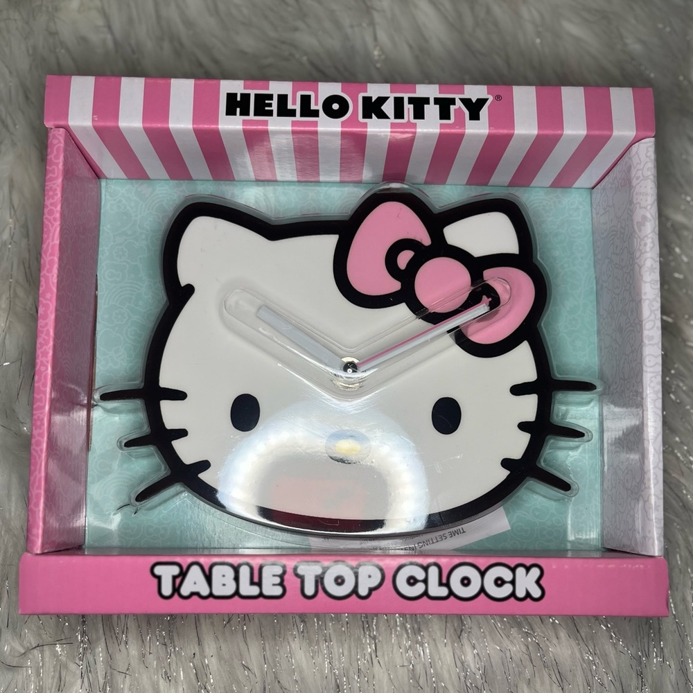 Hello Kitty Table Top Clock